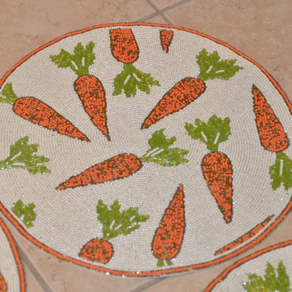 6 ISAAC MIZRAHI CARROT SPRING SUMMER EASTER CRYSTAL PLACEMAT CHARGER CENTERPIECE